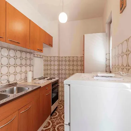 Apartment In Borik